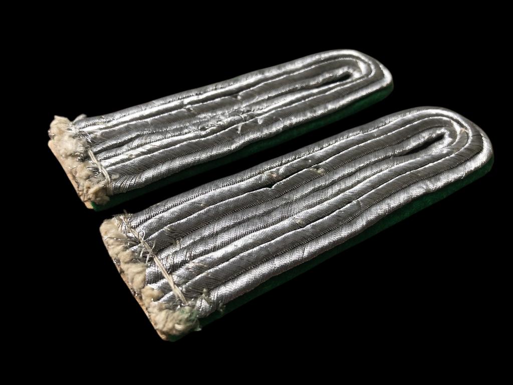 Wh ww2 grenadier schulterklappen, Collections, Objets militaires | Seconde Guerre mondiale, Enlèvement ou Envoi