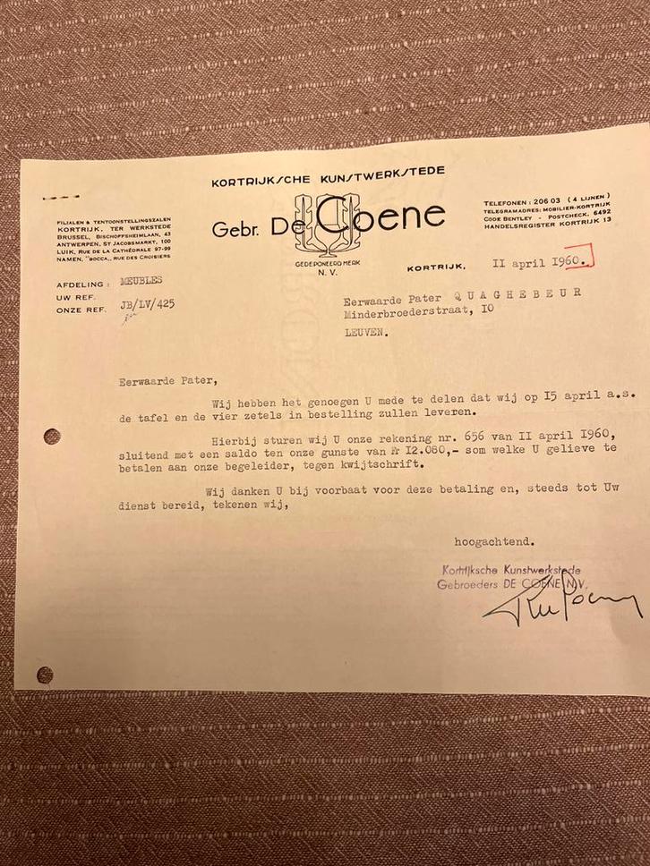 Vierkante tafel in kerselaar gepolijst De Coene 1960, Antiek en Kunst, Antiek | Meubels | Kasten, Ophalen