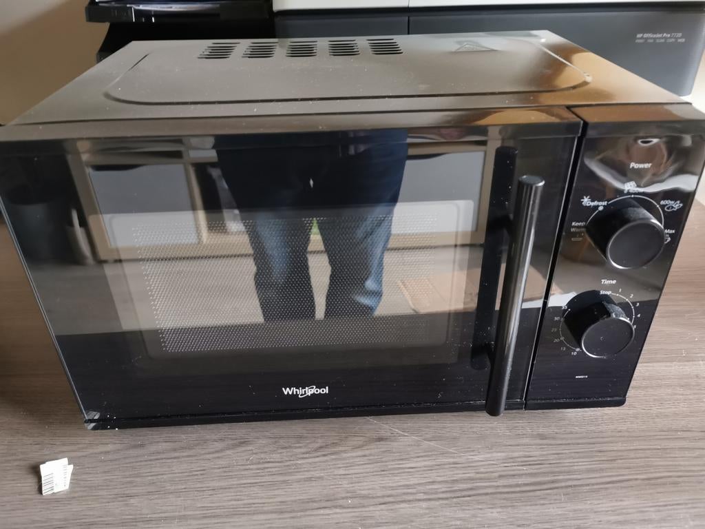 Nieuwe microgolfoven Philips Whirlpool.
Mag weg voor €50.., Elektronische apparatuur, Ophalen, Microgolfoven, Nieuw, Draaiplateau