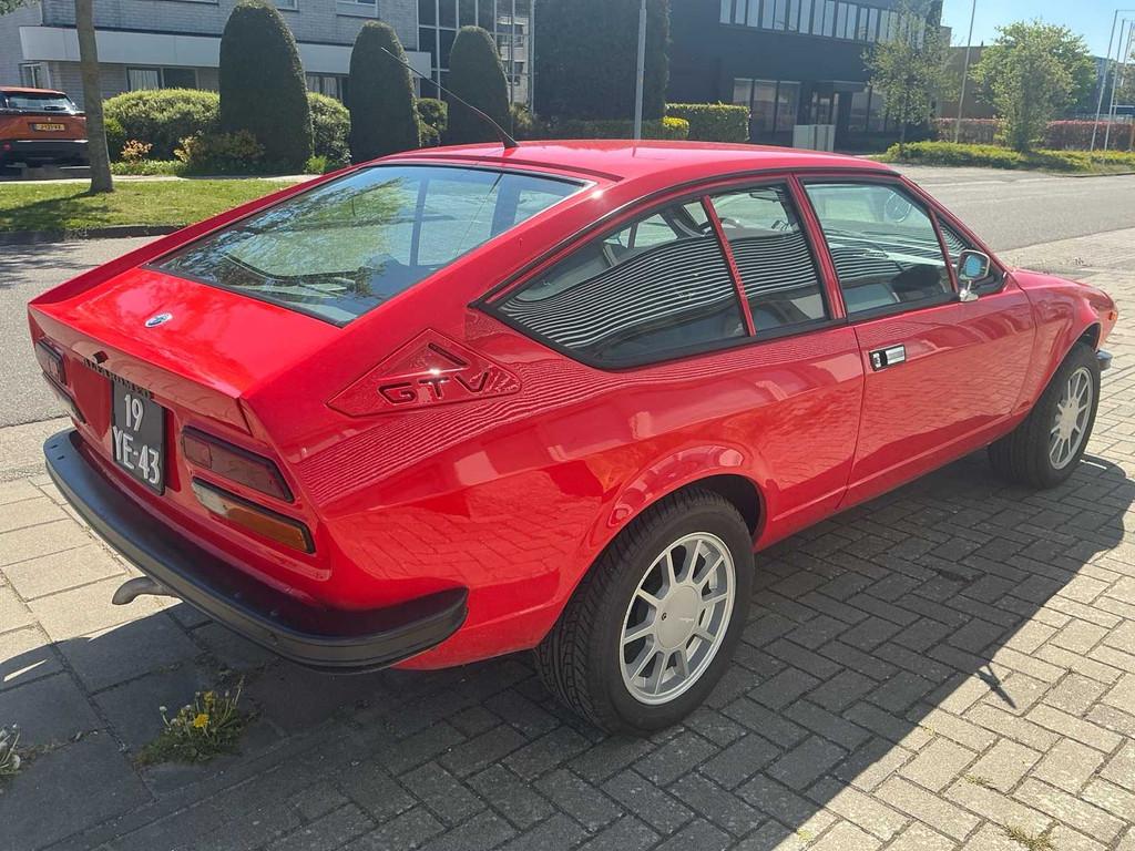 Voiture particulière Alfa Romeo Alfetta 2000 GTV 2.0 Berlin, Achat, Entreprise, Cabriolet, Toit ouvrant