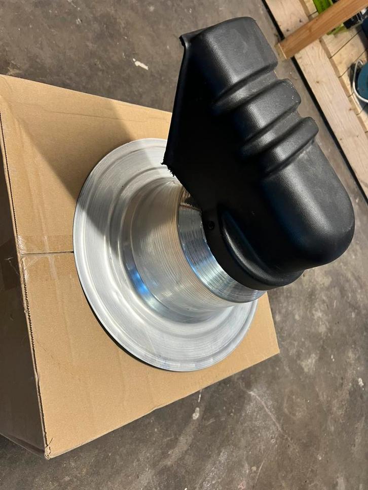 Passe-câbles solaire toit plat, Bricolage & Construction, Ventilation & Extraction, Comme neuf, Enlèvement