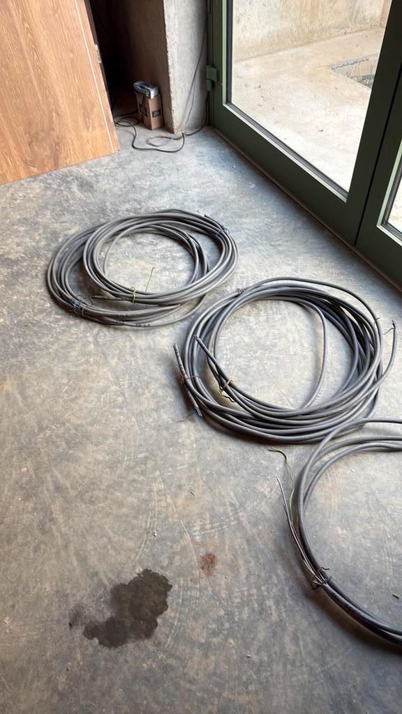 XVB kabel resten CCA - 5g2.5 5g4 5g6, Doe-het-zelf en Bouw, Elektriciteit en Kabels, Zo goed als nieuw, Ophalen