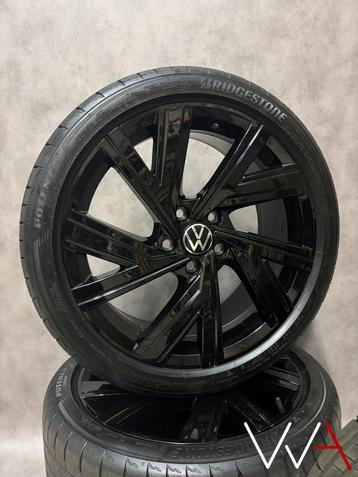 18'' Volkswagen Golf 8 R-Line GTI Bergamo wielenset OEM  beschikbaar voor biedingen