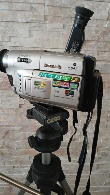 Panasonic camcordercamera type VHS-C casette in perfecte sta beschikbaar voor biedingen