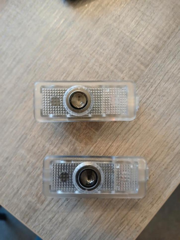 Te koop welkom verlichting mercedes., Auto diversen, Auto-accessoires, Nieuw, Ophalen