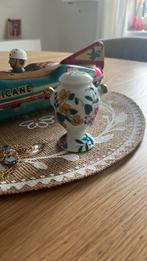 Salière céramique porcelaine blanc or fin fleur vintage art, Enlèvement, Comme neuf