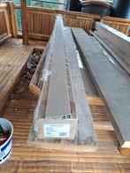 Te koop nieuwe plinten, Doe-het-zelf en Bouw, Plinten en Afwerking, Ophalen, Kunststof, Nieuw, 200 tot 250 cm