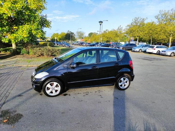 Mercedes A160 euro 5 met camera, leder,cruise control, PDC, Auto's, Mercedes-Benz, Particulier, A-Klasse, Achteruitrijcamera, Adaptieve lichten