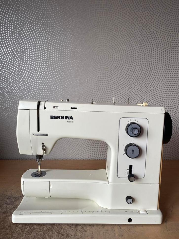 NAAIMACHINE BERNINA REKORD 830, Hobby en Vrije tijd, Naaimachines en Toebehoren, Gebruikt, Naaimachine, Bernina, Ophalen of Verzenden