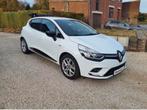 Renault clio essence faible Kilométrage !!!!, Autos, Achat, Carnet d'entretien, Boîte manuelle, Noir