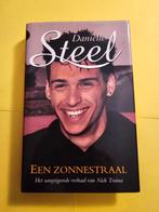 Danielle Steel - Een zonnestraal, Boeken, Ophalen of Verzenden, Zo goed als nieuw
