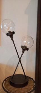 Tafellamp met 2 bollen om een mooie lichtbol in te draaien, Huis en Inrichting, Lampen | Tafellampen, Nieuw, Ophalen of Verzenden