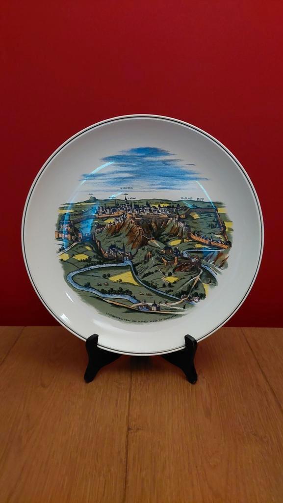 Villeroy & Boch wandbord uit 1963 - 1000 jaar Luxemburg stad, Antiek en Kunst, Antiek | Wandborden en Tegels, Ophalen of Verzenden
