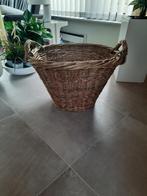 Grote rieten wasmand met 2 handgrepen 66* 58 cm, Huis en Inrichting, Woonaccessoires | Schalen en Manden, Ophalen, Gebruikt, Mand