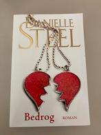 Danielle Steel - Bedrog, Ophalen of Verzenden, Zo goed als nieuw, Danielle Steel