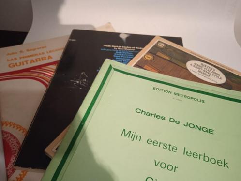 guitar boeken, Muziek en Instrumenten, Snaarinstrumenten | Gitaren | Akoestisch, Gebruikt, Ophalen of Verzenden