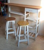 Hoge keukentafel met 2 krukken, Ophalen, Gebruikt