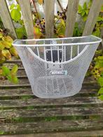 metalen fietsmand, Fietsen en Brommers, Fietsaccessoires | Fietsmanden, Ophalen, Stuurbevestiging, Basil, Zo goed als nieuw
