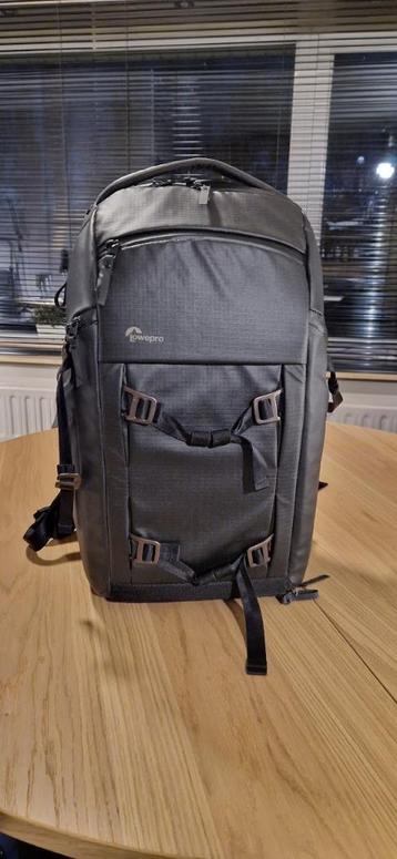 lowepro Freeline BP 350 AW beschikbaar voor biedingen