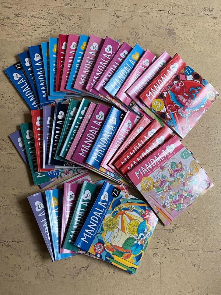 Mandala kleurboek (35 mandala’s kleurboeken), Hobby en Vrije tijd, Tekenen, Zo goed als nieuw, Papier, Schets- of Tekenboek, Ophalen of Verzenden