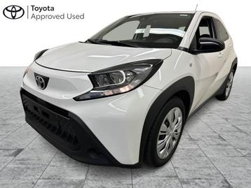 Toyota Aygo X X play + Comfort Pack  beschikbaar voor biedingen
