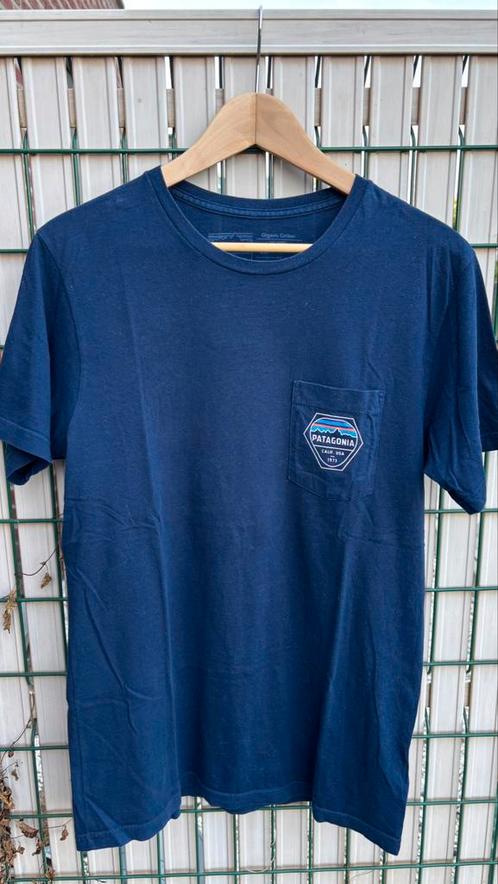 Patagonia t-shirt met zak - maat M - blauw, Kleding | Heren, T-shirts, Gedragen, Maat 48/50 (M), Blauw, Ophalen of Verzenden