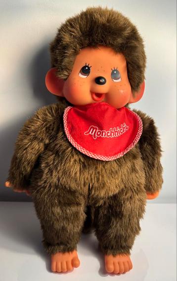 Grote (45 cm) en kleinere (20 cm) Monchhichi rode slabbetjes beschikbaar voor biedingen