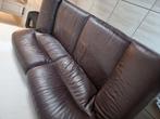 lederen salon 2 en 3 zit  en 4 keukenstoelen ., Ophalen, Gebruikt