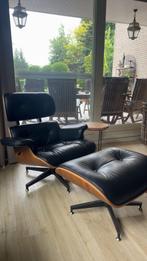 Te koop Eames lounge chair replica, Huis en Inrichting, Fauteuils, Ophalen, Zo goed als nieuw, Metaal, Modern tijdloos past in ieder interieur
