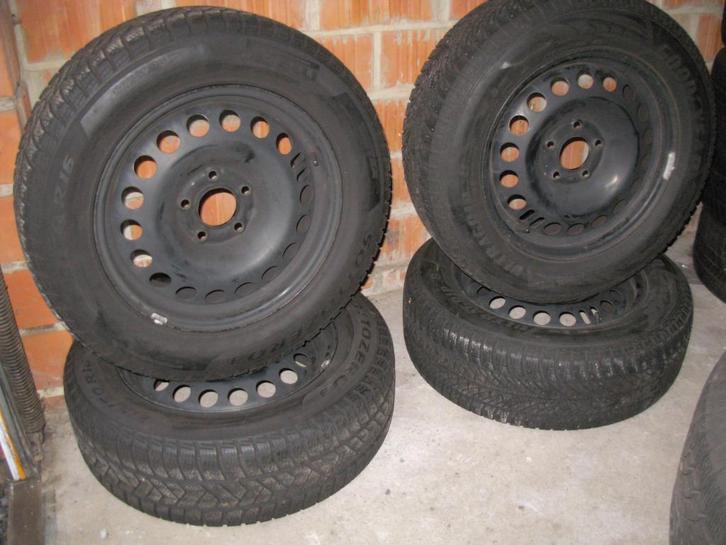 Winterset Opel ZAFIRA Tourer - 215/60 R16 99H, Auto-onderdelen, Banden en Velgen, Banden en Velgen, Winterbanden, 16 inch, 215 mm