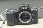 NIKON F-601 (zilver): naakte behuizing, Audio, Tv en Foto, Fotocamera's Analoog, Ophalen of Verzenden, Gebruikt, Spiegelreflex