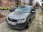 Volkswagen Touran Conceptline (bj 2010), Voorwielaandrijving, Stof, Gebruikt, 4 cilinders