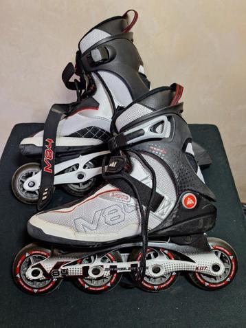 Rollerskate V84 schoenmaat 42,5 zwart en wit performance