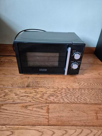 Micro-ondes Inuvik (four à micro-ondes), Enlèvement, Micro-ondes