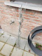 Tomatenstokken, Enlèvement