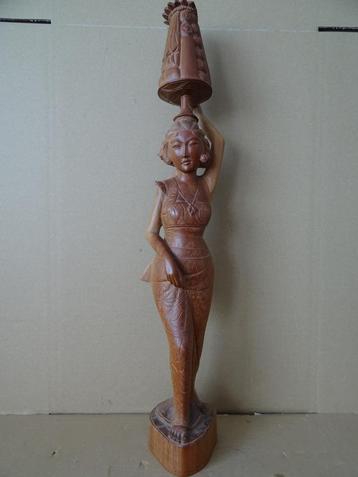 Statue indonésienne Bali femme indonésienne avec panier 59cm