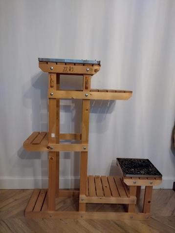 Bonsai / planten rekje  beschikbaar voor biedingen
