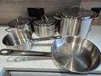 SET DE CASSEROLES (5 P + 3 couvercles), Maison & Meubles, Cuisine | Casseroles & Poêles, Inox, Comme neuf, Enlèvement, Plaque céramique