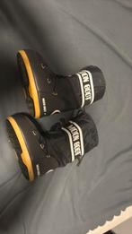 Moon boots, Sports & Fitness, Enlèvement, Comme neuf