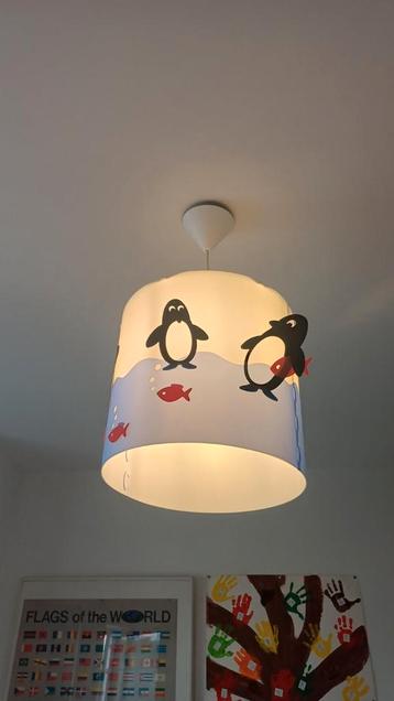 Kinder lampenkap beschikbaar voor biedingen