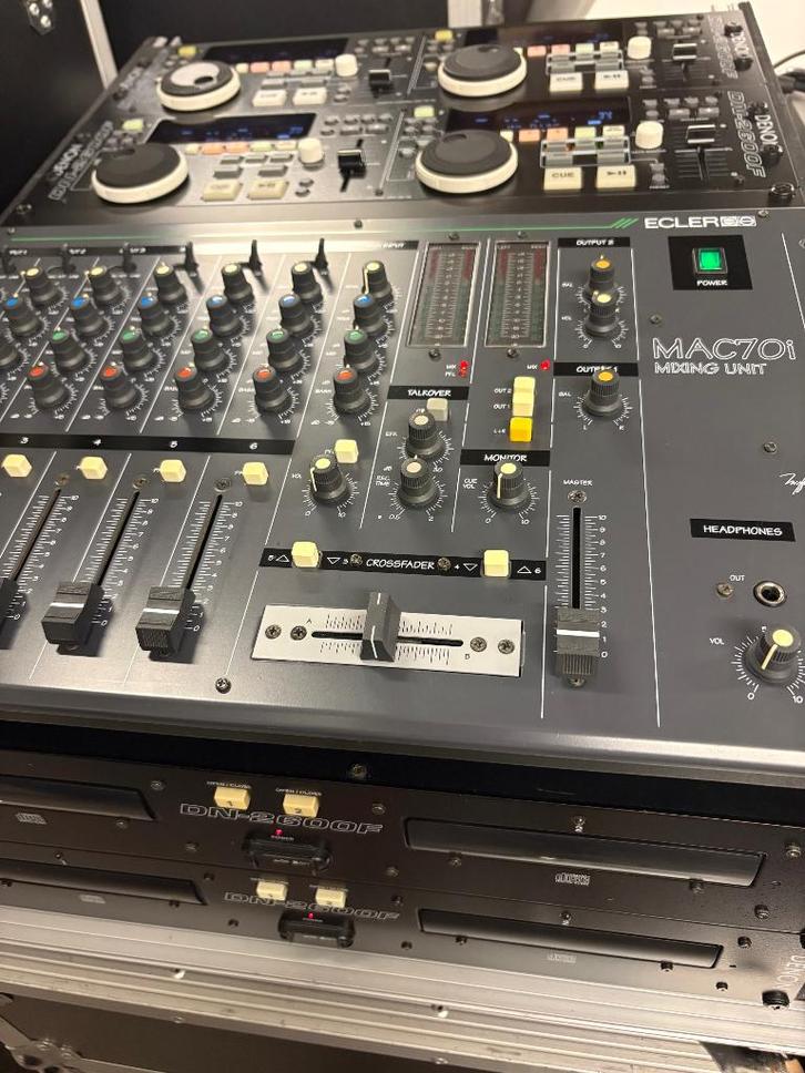Ecler MAC70i + 2 stuks DENON DN-2600F, Muziek en Instrumenten, Mengpanelen, Zo goed als nieuw, Microfooningang, Ophalen