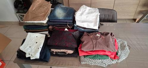 44 stuks dameskledij maat 40, Kleding | Dames, Broeken en Pantalons, Zo goed als nieuw, Maat 42/44 (L), Ophalen