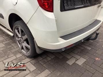 Achterbumper van een Fiat Doblo (249) beschikbaar voor biedingen