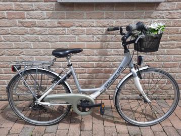 26 inch meisjesfiets Minerva GERESERVEERD, Enlèvement, Utilisé, Vitesses