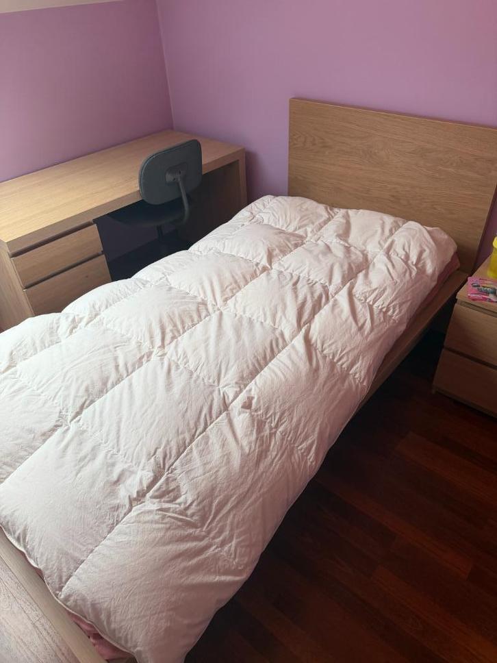 MALM Bed, hoog, eikenfineer, lattenbodem en matras, Kinderen en Baby's, Kinderkamer | Bedden, Zo goed als nieuw, 180 cm of meer