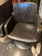 Kappersstoelen, Ophalen, Zo goed als nieuw