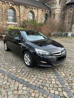 Opel Astra, 4 portes, Noir, Cuir et Tissu, Carnet d'entretien