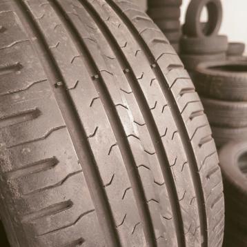 2x continental 215/45 R17 87v 40€ per stuk mét montage  beschikbaar voor biedingen