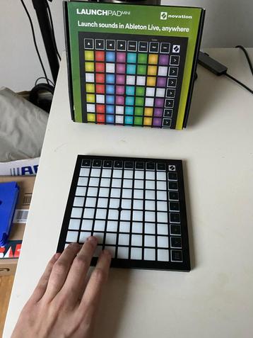 Novation Launchpad X – Contrôleur MIDI Pad beschikbaar voor biedingen