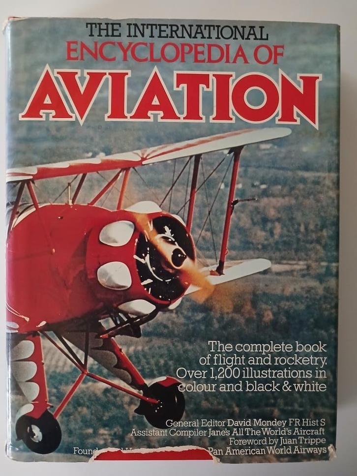 Internationale encyclopedie van de luchtvaart  OCTOPUS  1977, Verzamelen, Luchtvaart en Vliegtuigspotten, Gebruikt, Boek of Tijdschrift